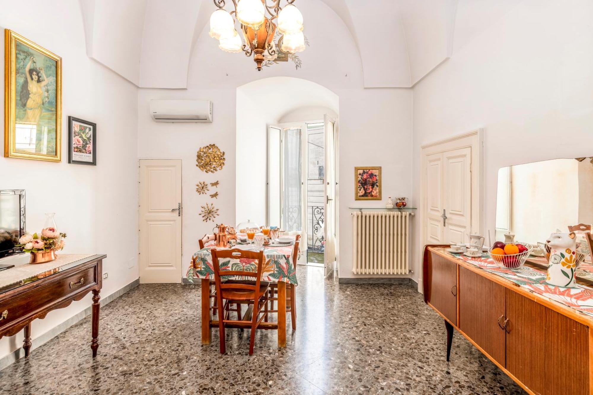 דירות אוסטוני Nonna Nella Casa In Centro מראה חיצוני תמונה