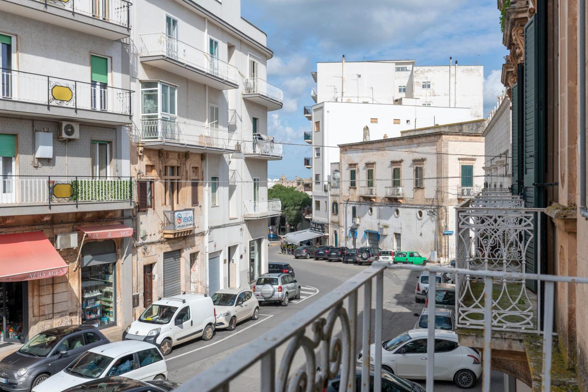 דירות אוסטוני Nonna Nella Casa In Centro מראה חיצוני תמונה